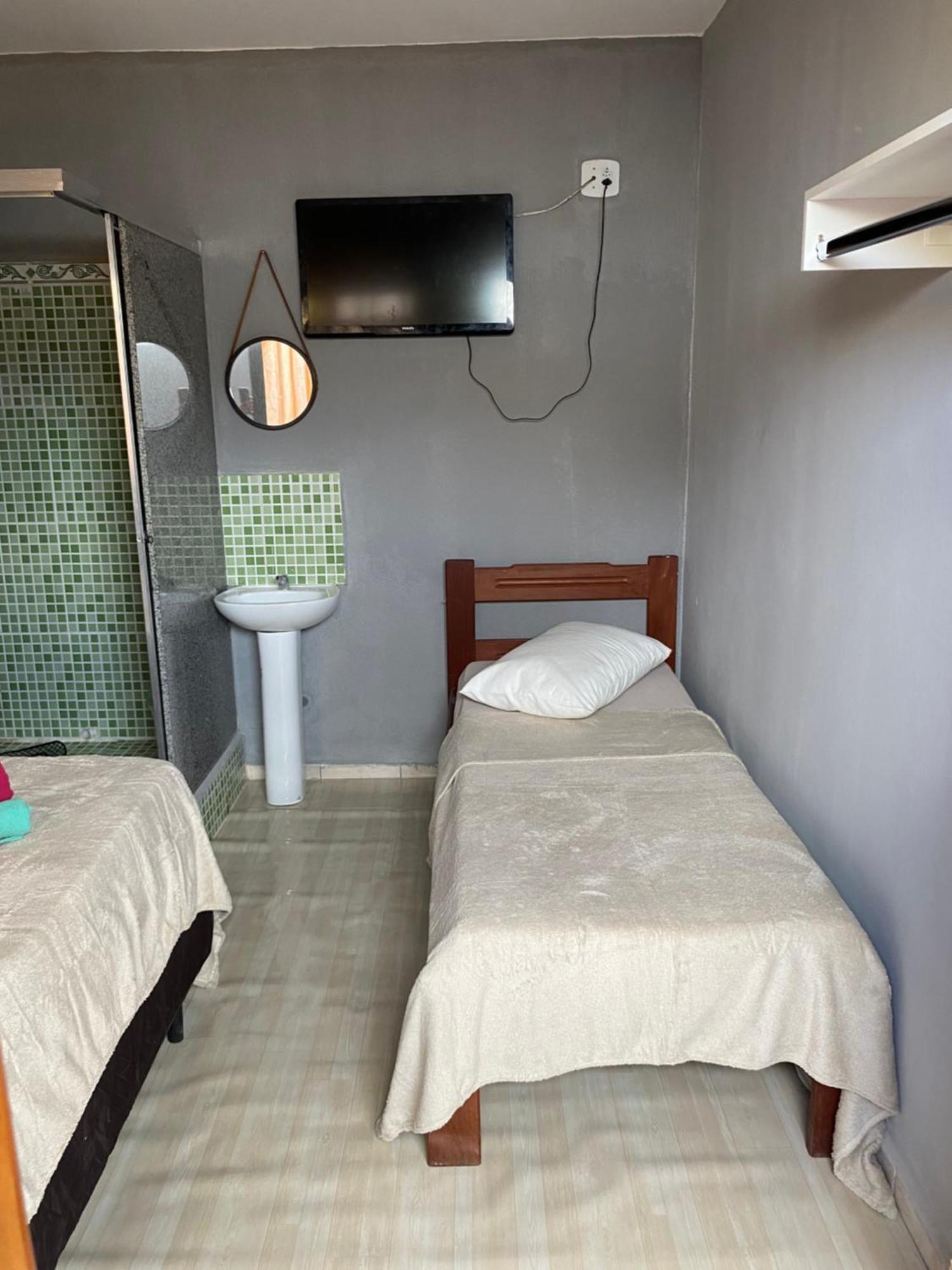 Pousada Casa Da Fe Hotel อาปาเรซีดา ภายนอก รูปภาพ